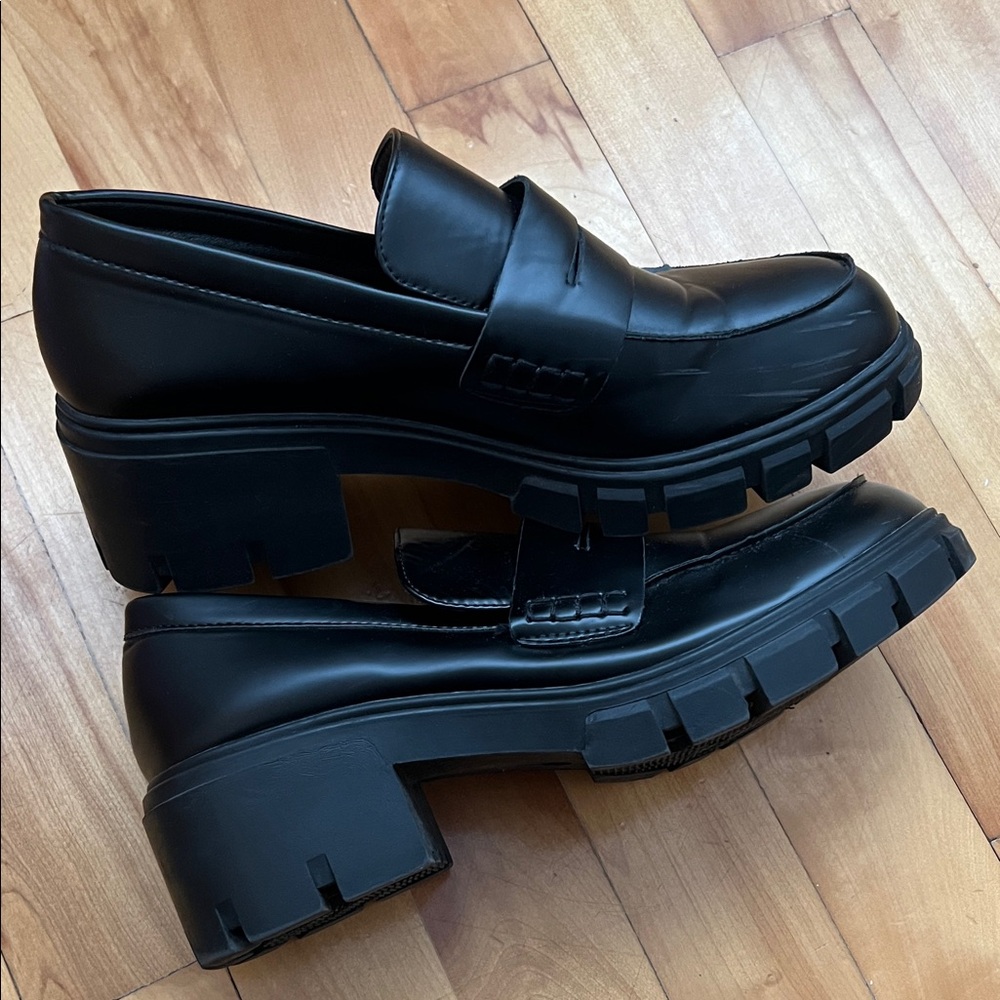 Black Chunky Loafers